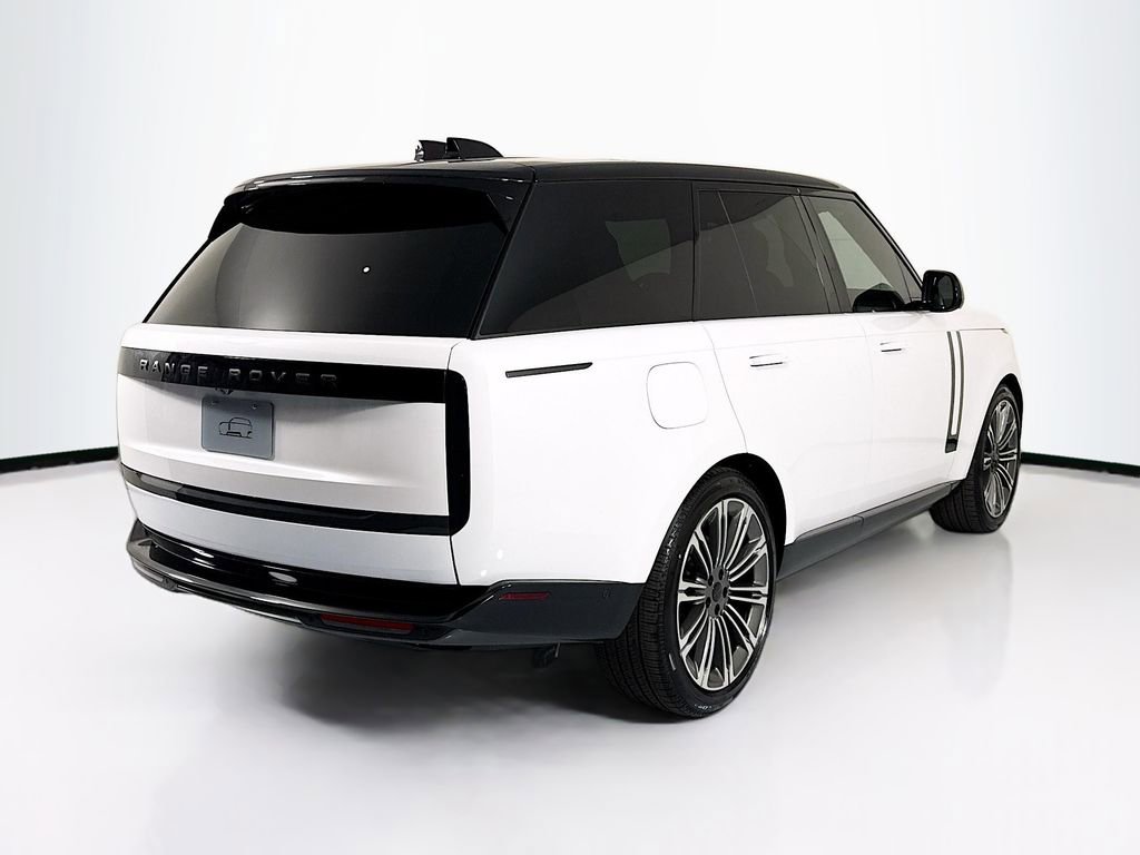 New 2026 Land Rover Range Rover SE image 5