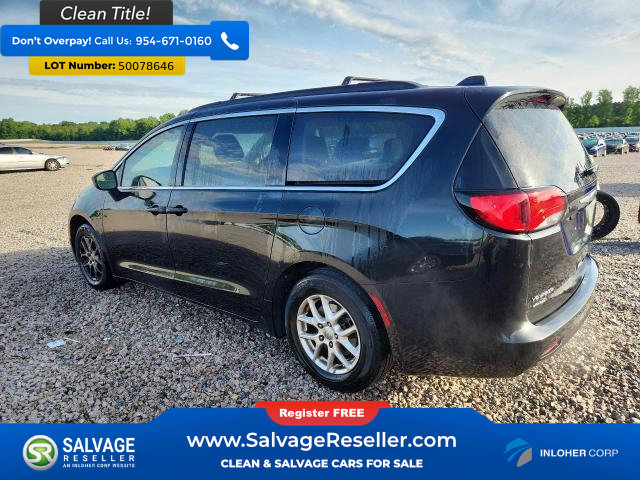 Used 2020 Chrysler Voyager Lxi FWD image 3