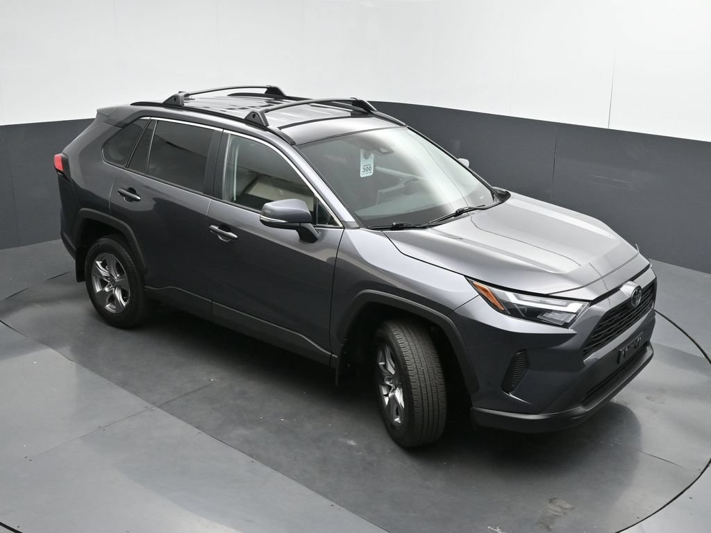 Used 2024 Toyota RAV4 XLE AWD/4WD image 39