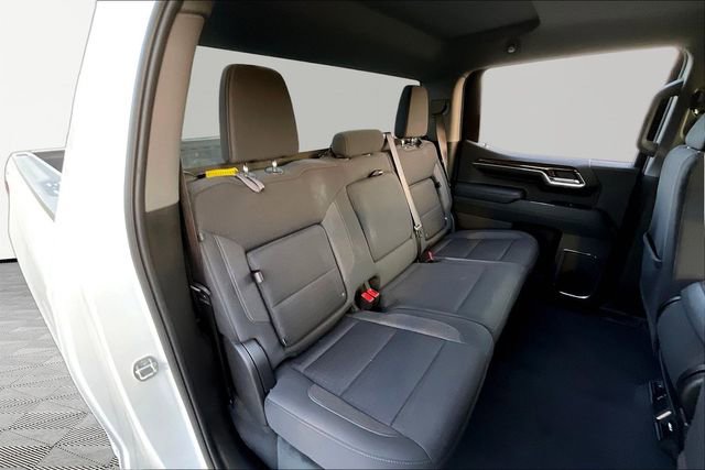 Used 2024 GMC Sierra 1500 Elevation image 17
