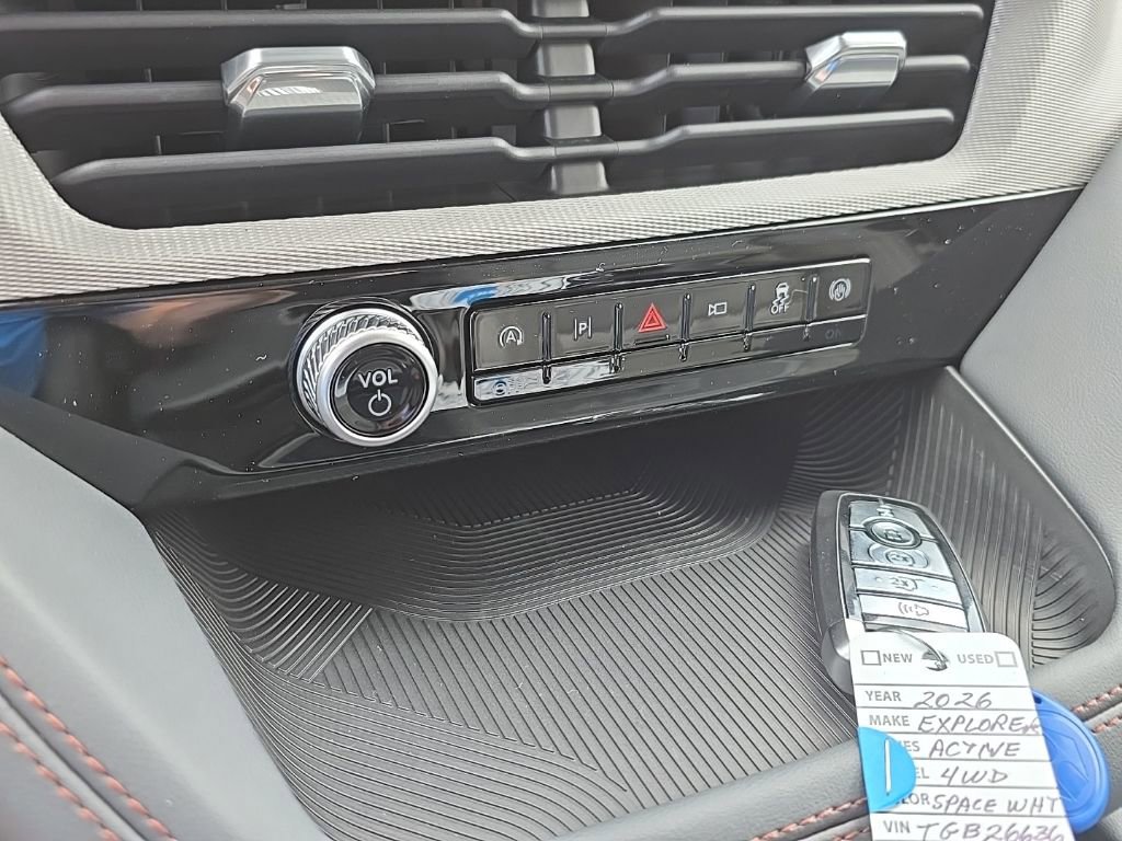 New 2026 Ford Explorer Active image 32