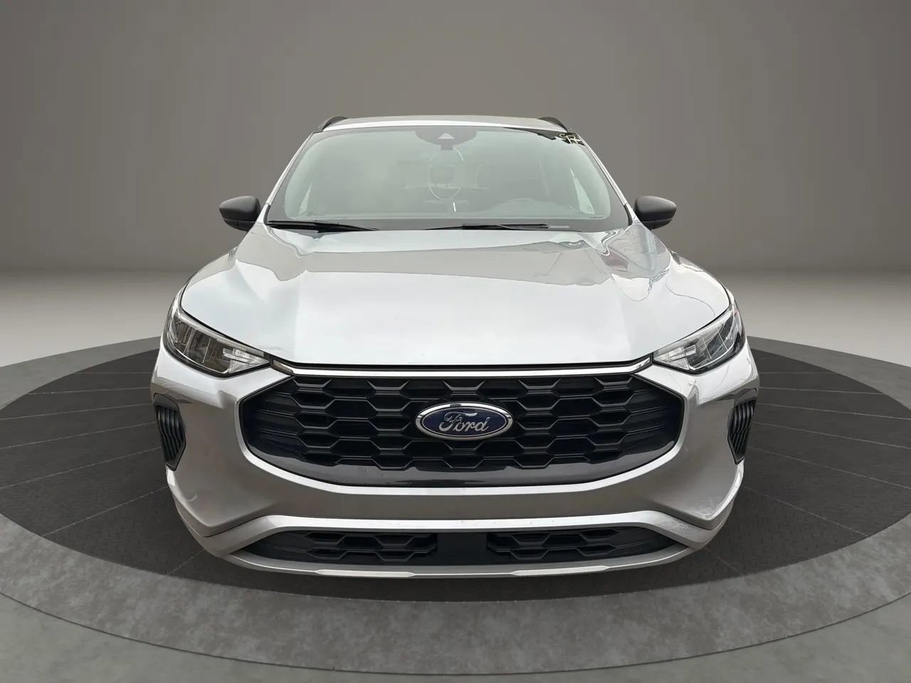 Used 2023 Ford Escape ST-Line image 2