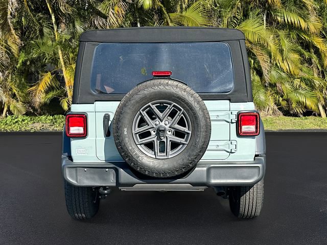 Used 2024 Jeep Wrangler Sport S image 6