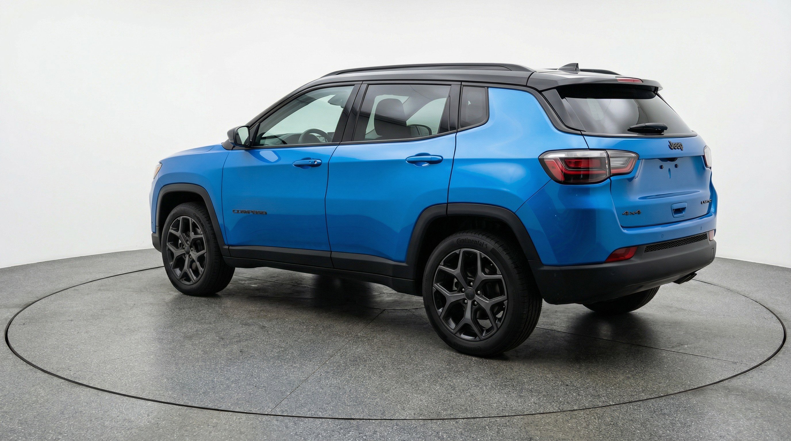 Used 2025 Jeep Compass Limited AWD/4WD image 6