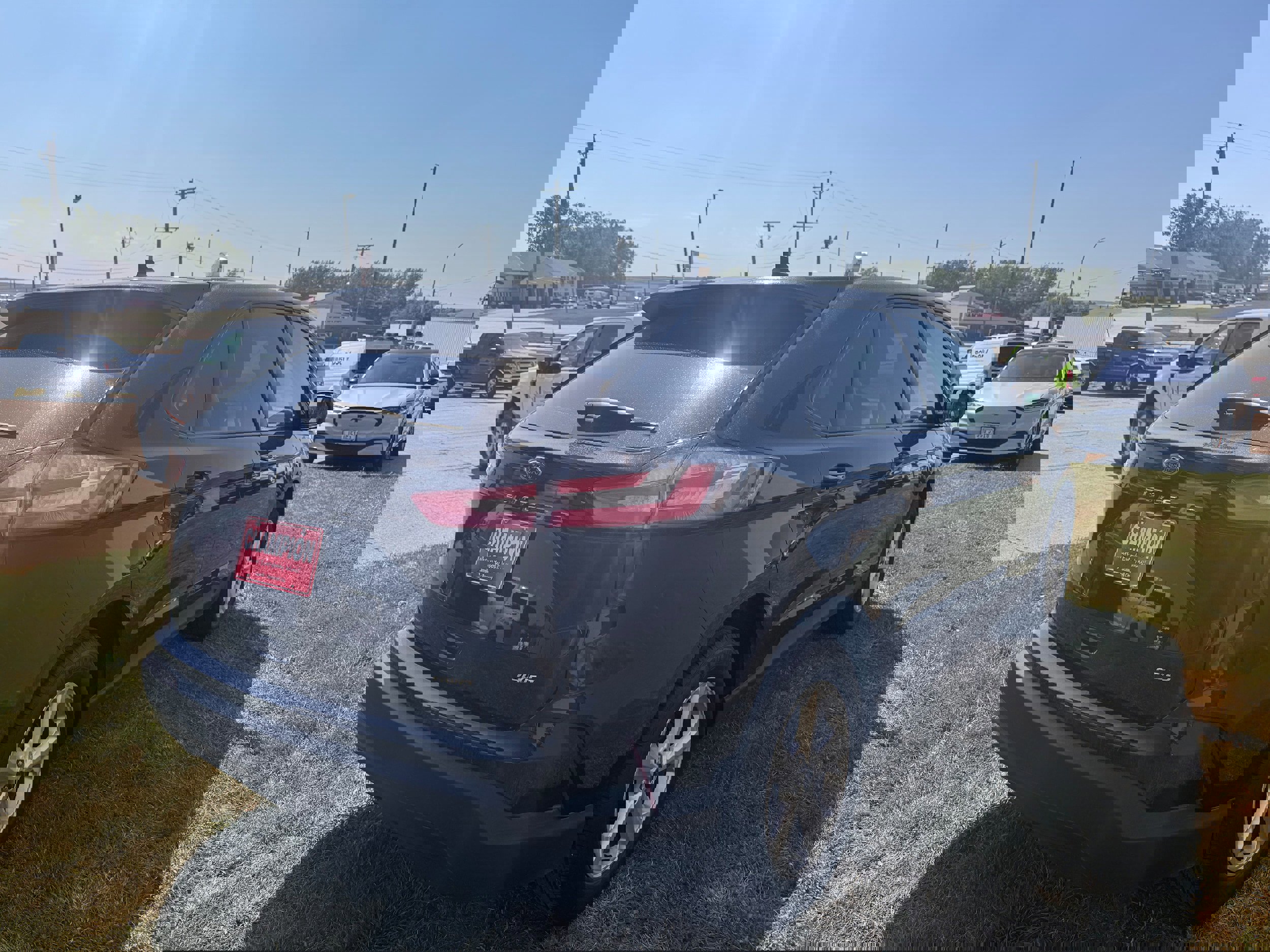 Used 2024 Ford Edge SE image 6
