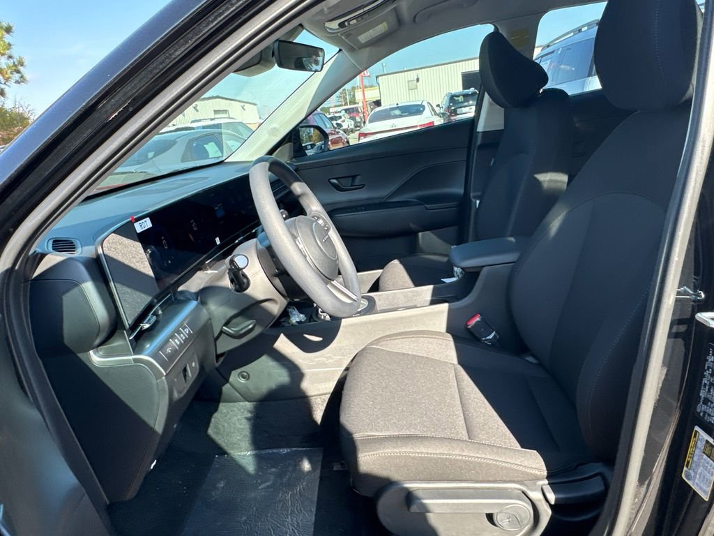 New 2026 Hyundai Kona SE image 9