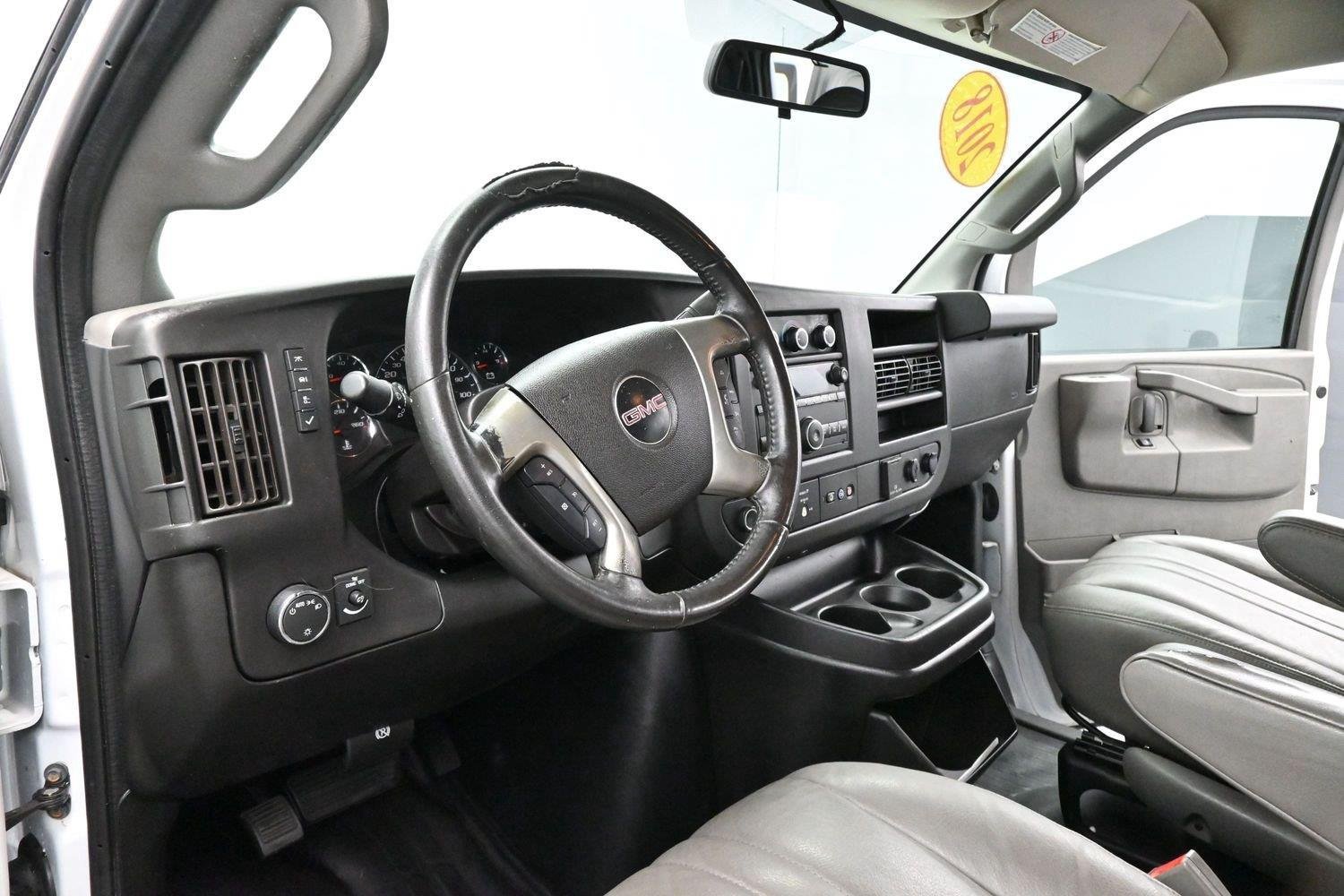 Used 2018 GMC Savana 2500 w/ Enhanced Convenience Package RWD image 18
