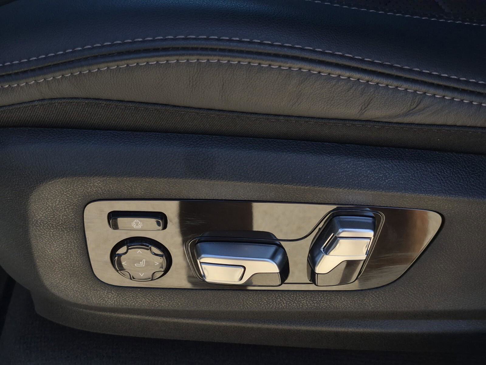 Certified 2026 BMW X5 xDrive40i w/ Climate Comfort Package image 30