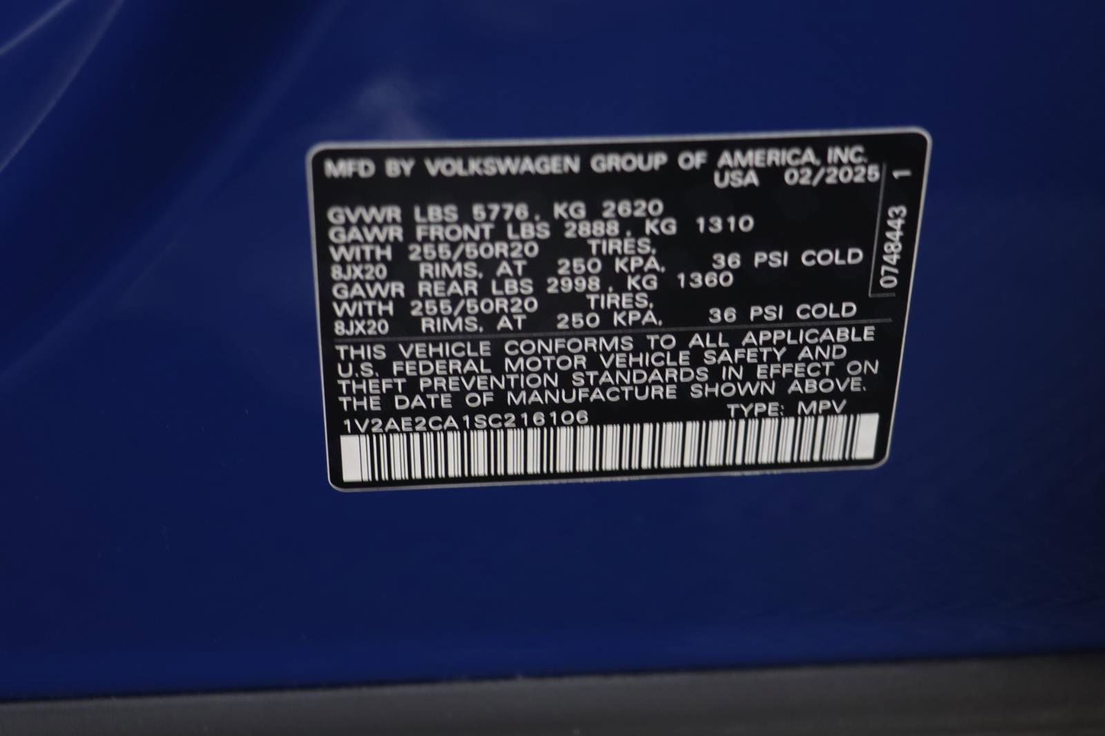 Used 2025 Volkswagen Atlas Cross Sport SEL R-Line image 23