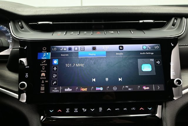 New 2026 Jeep Grand Cherokee Altitude AWD/4WD image 30