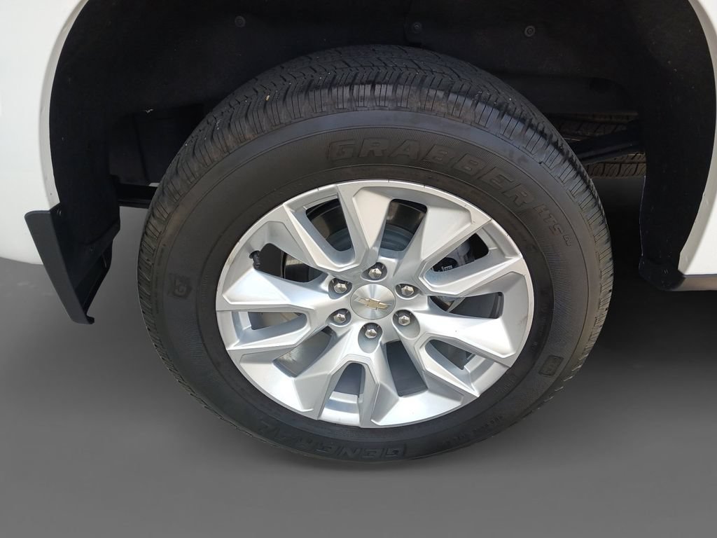 Used 2024 Chevrolet Silverado 1500 Custom AWD/4WD image 8