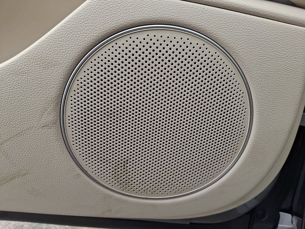 Used 2025 Genesis G80 3.5T Sport image 17