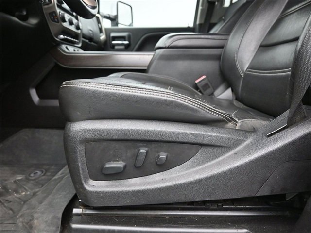 Used 2018 GMC Sierra 3500 Denali w/ Duramax Plus Package image 18