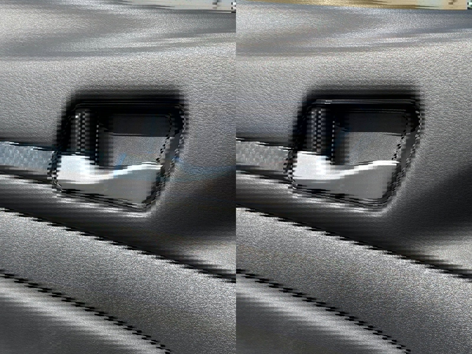 New 2025 Nissan Altima 2.5 SV w/ SV Special Edition Package image 19