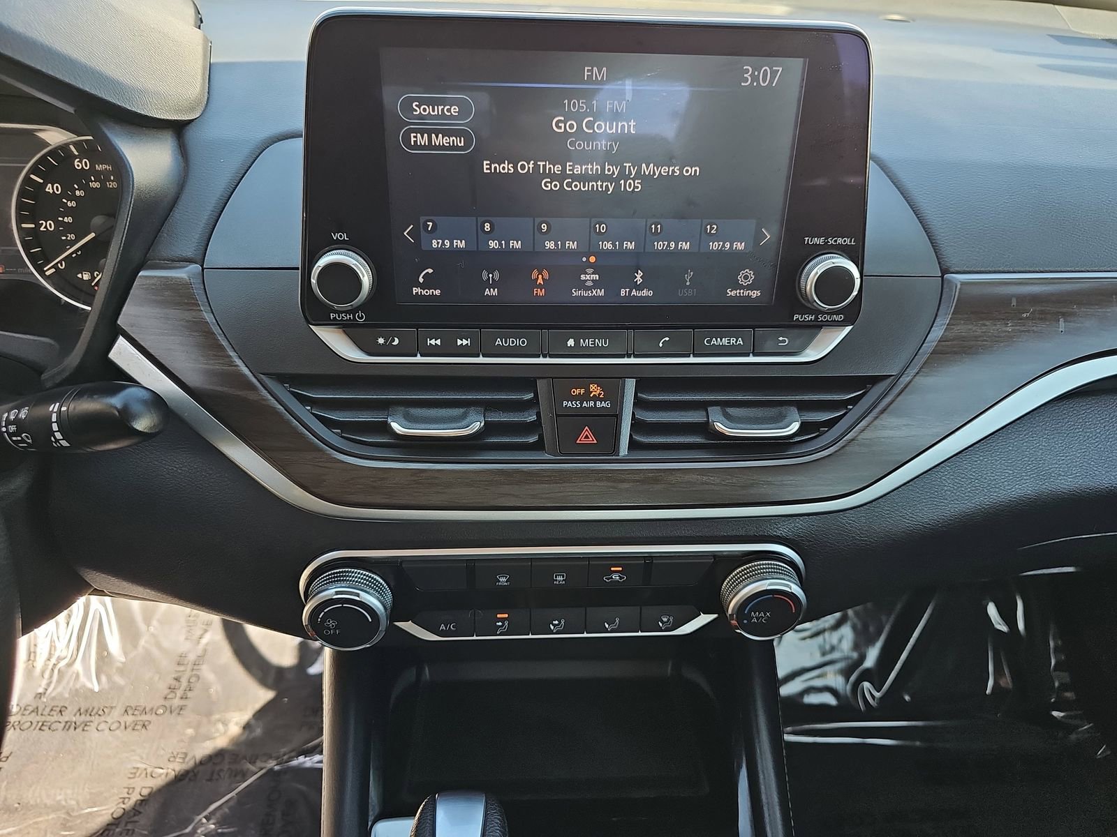 Used 2023 Nissan Altima 2.5 SV FWD image 19