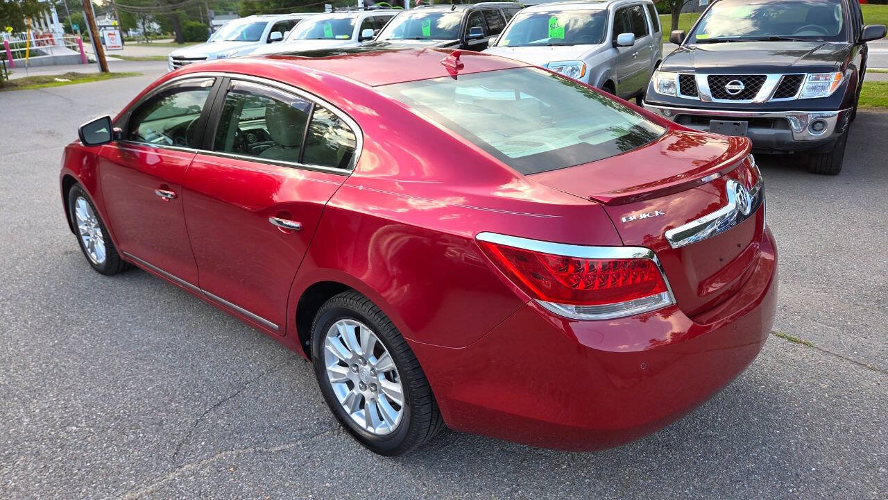 Used 2012 Buick LaCrosse Premium w/ Entertainment Package FWD image 10