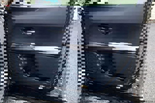 Used 2019 Lexus UX 250h w/ Premium Package image 24