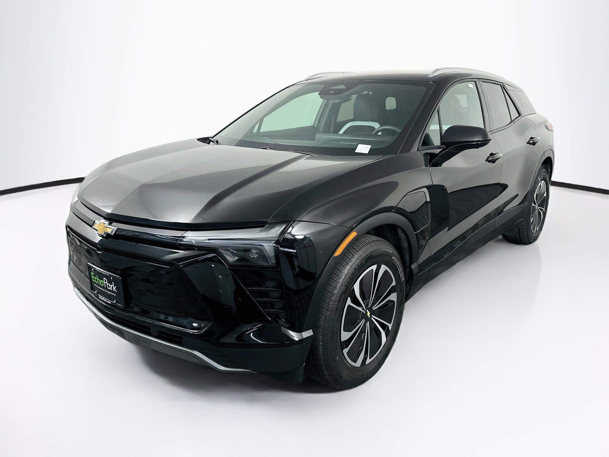 Used 2024 Chevrolet Blazer EV LT AWD/4WD image 3