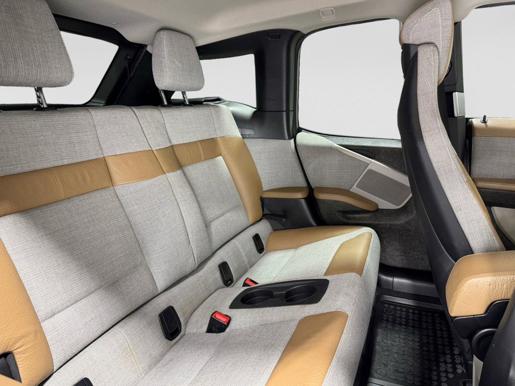 Used 2017 BMW i3 94 Ah w/Range Extender image 18