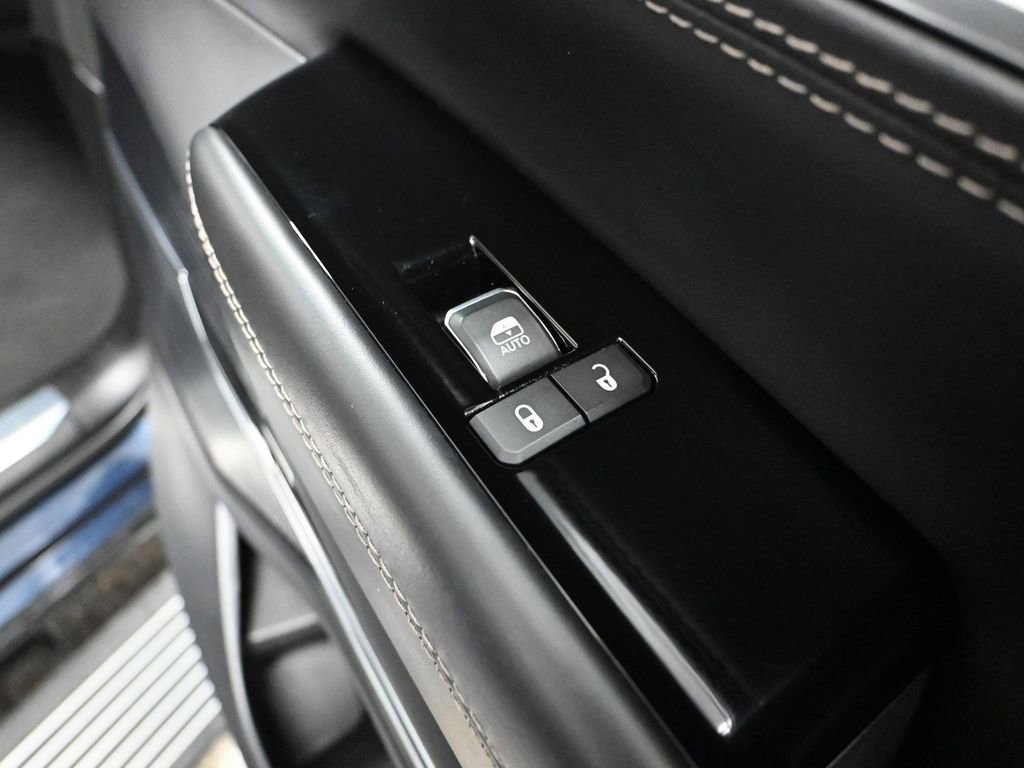 Used 2024 Jeep Grand Wagoneer L Series II w/ Quick Order Packagew 28T image 53