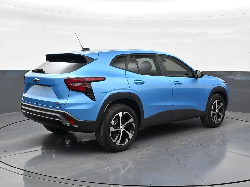 Used 2025 Chevrolet Trax RS FWD image 5