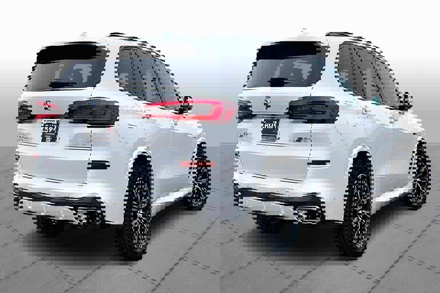 Used 2023 BMW X5 xDrive45e w/ Executive Package image 13