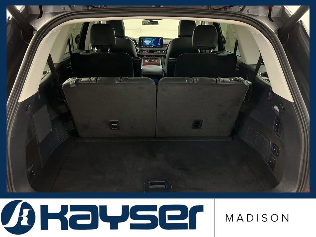 Used 2025 Lincoln Aviator Reserve w/ Illumination Package image 37