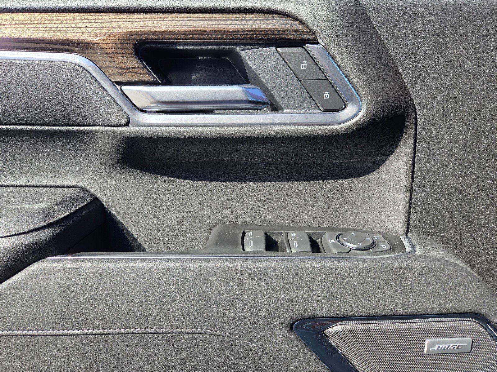 New 2026 Chevrolet Silverado 1500 LT Trail Boss w/ Convenience Package II image 17