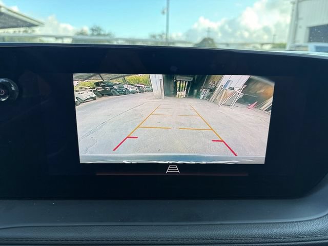 Used 2025 Buick Encore GX Preferred AWD/4WD image 9