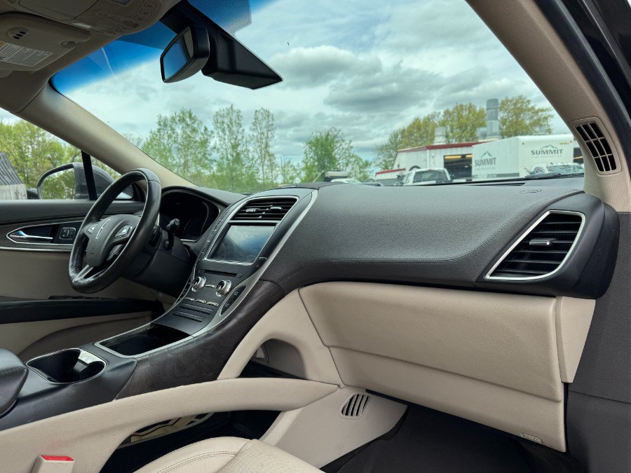 Used 2017 Lincoln MKX Reserve w/ Lincoln MKX Climate Package AWD/4WD image 20