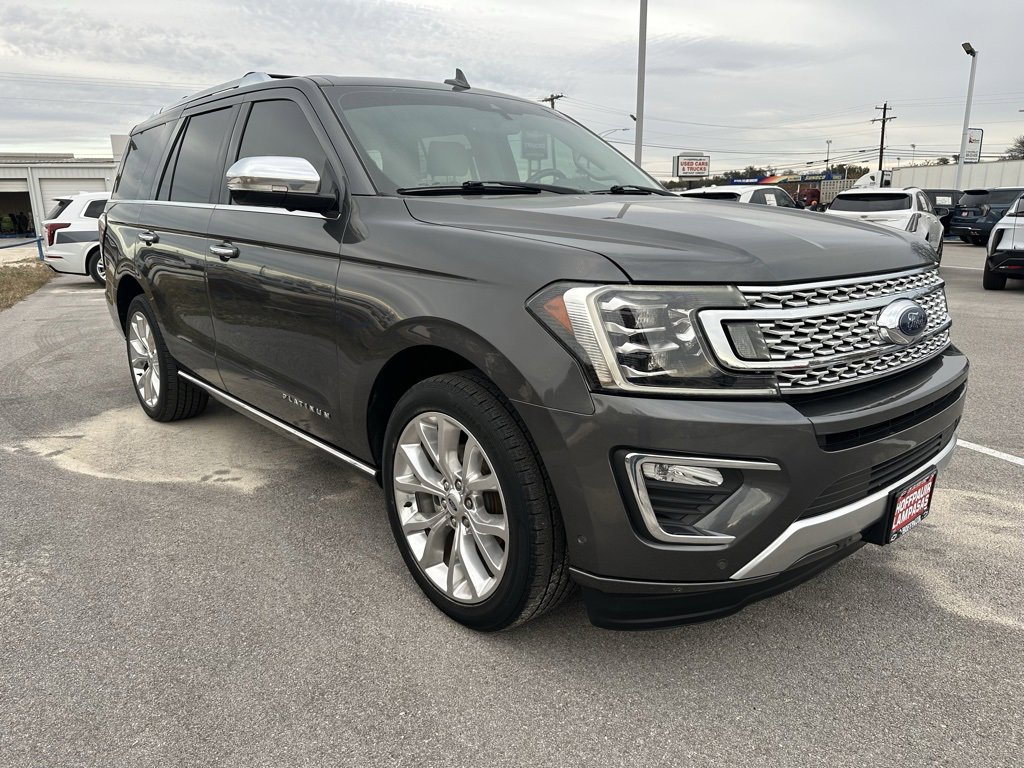 Used 2019 Ford Expedition Platinum image 4