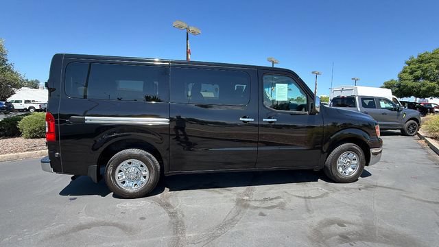 Used 2018 Nissan NV 3500 SL RWD image 3