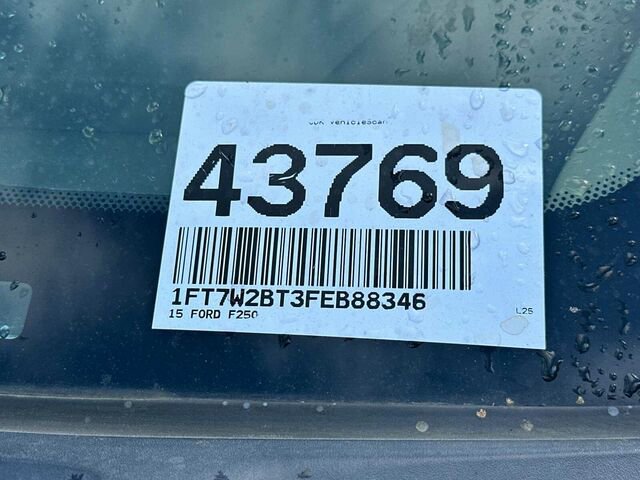 Used 2015 Ford F250 Lariat image 4