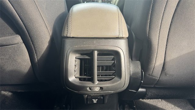 Used 2014 Jeep Cherokee Latitude w/ Comfort/Convenience Group image 13