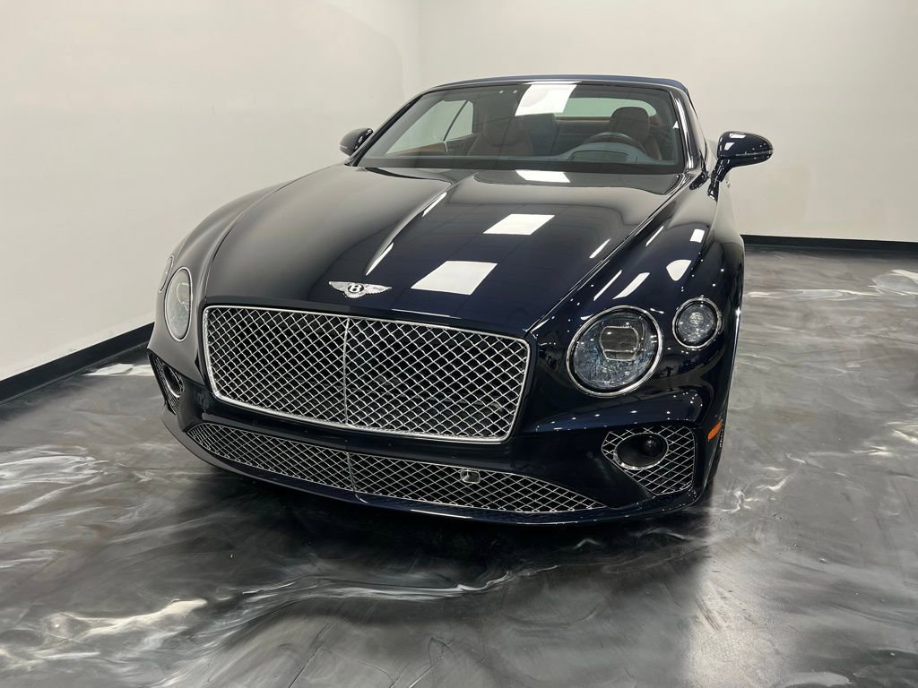 Used 2020 Bentley Continental GT image 3