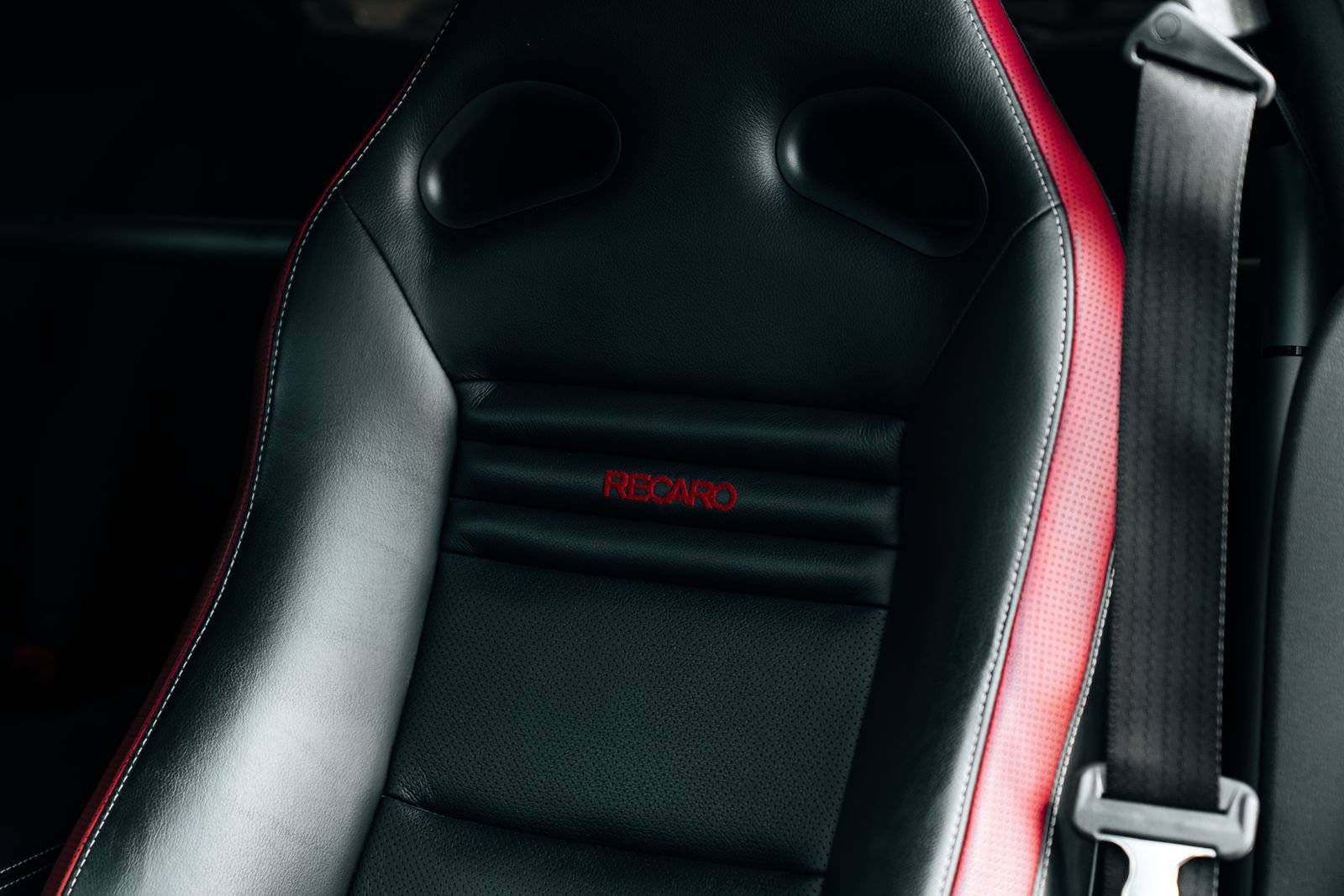 Used 2014 Nissan GT-R Black Edition AWD/4WD image 34