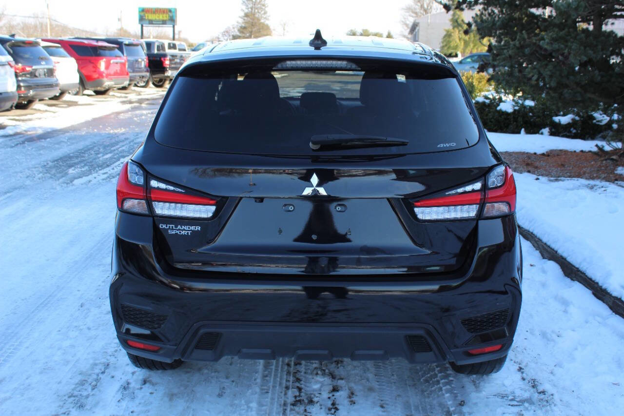Used 2022 Mitsubishi Outlander Sport LE image 6