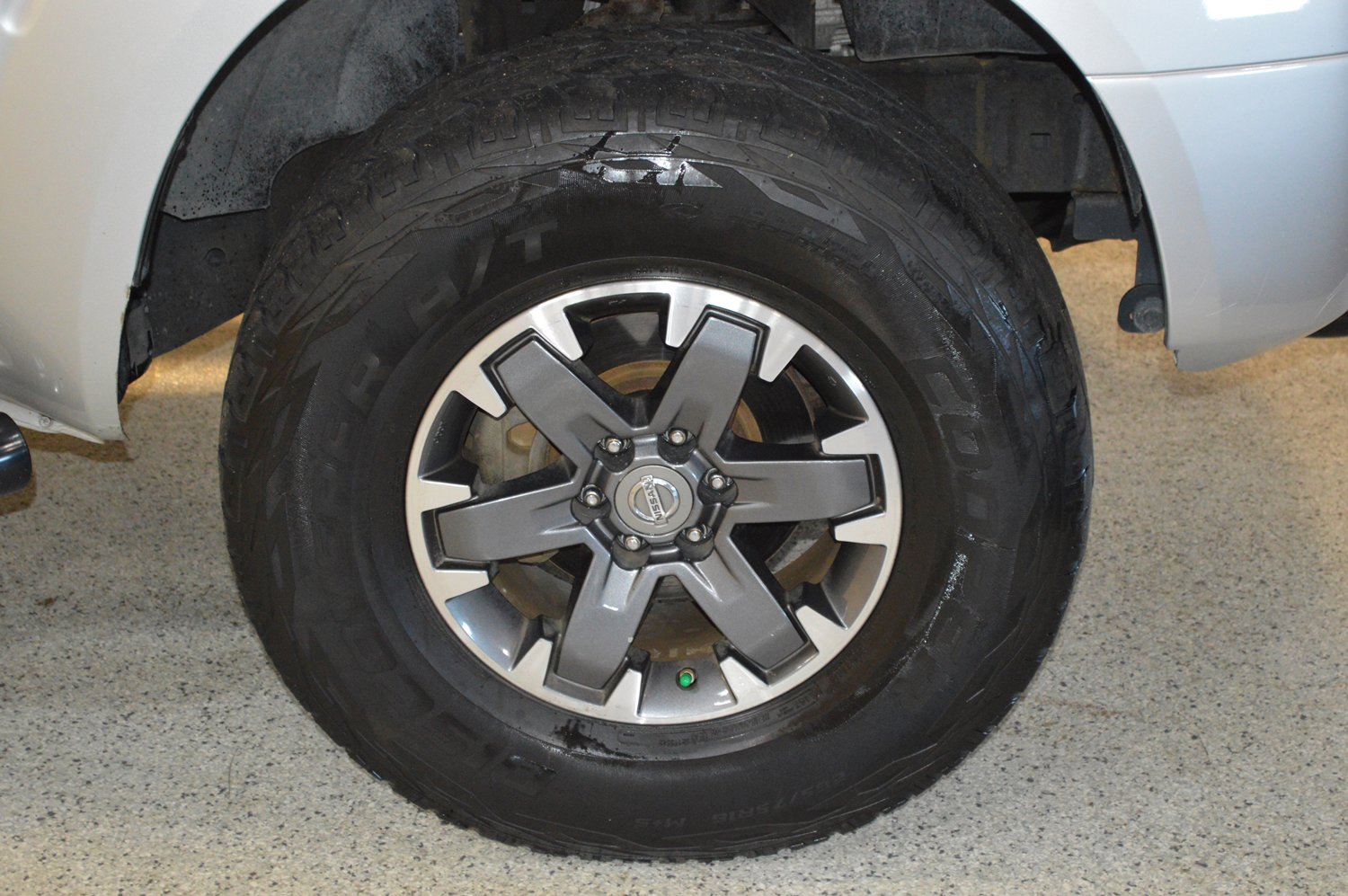 Used 2018 Nissan Frontier PRO-4X AWD/4WD image 9