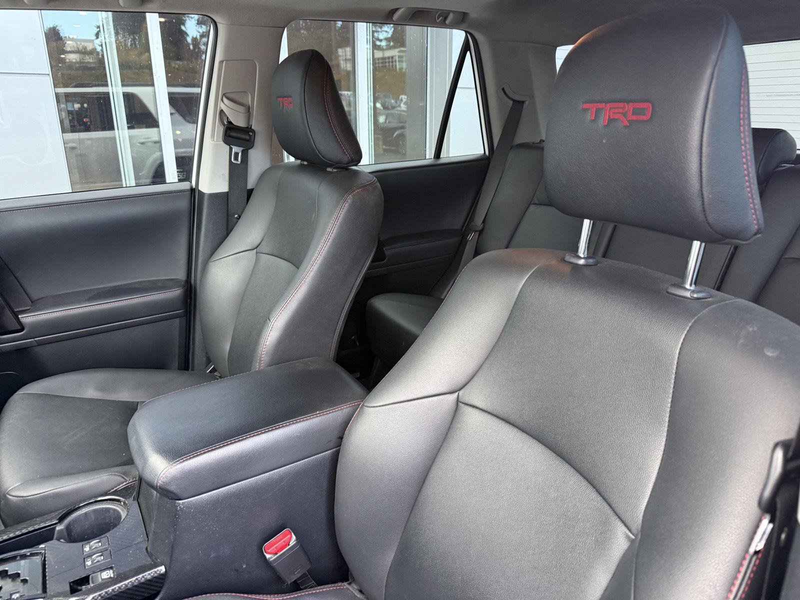 Used 2024 Toyota 4Runner TRD Off-Road Premium w/ Off Road Premium Plus Package AWD/4WD image 12