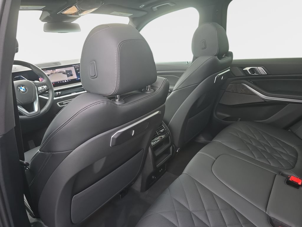 Used 2026 BMW X5 sDrive40i w/ Premium Package RWD image 12