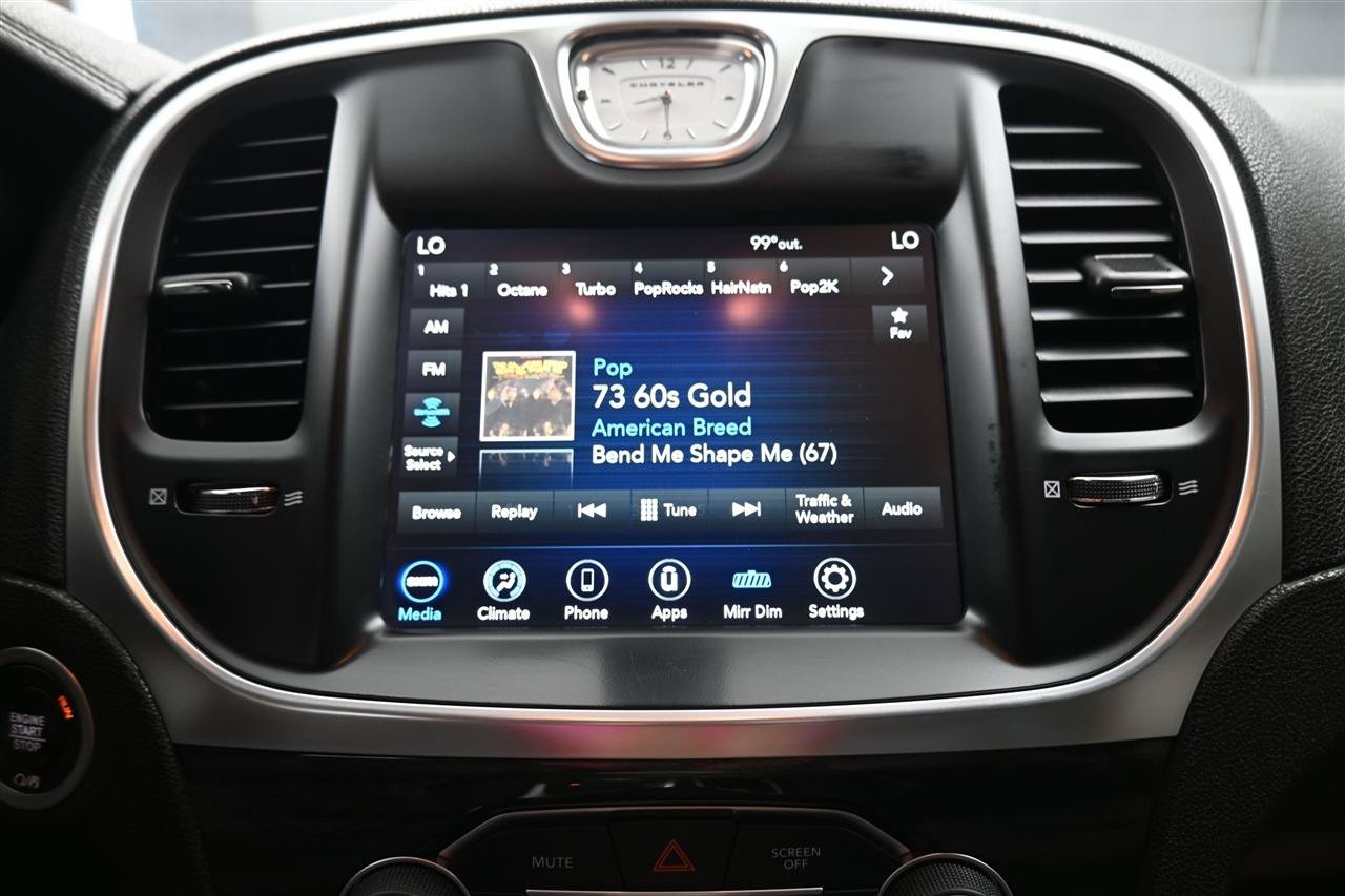 Used 2021 Chrysler 300 Touring w/ Sport Appearance Package RWD image 12