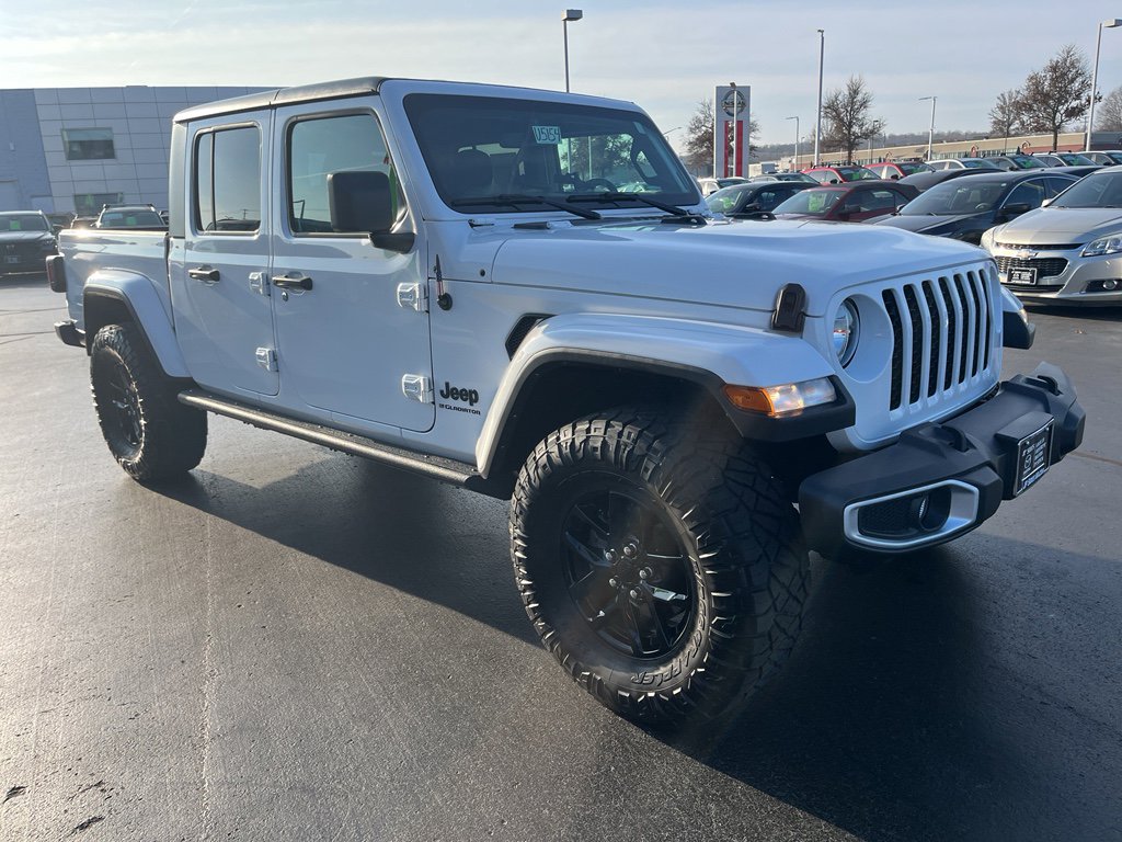 Used 2023 Jeep Gladiator Sport image 5