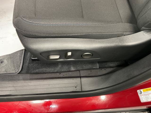 New 2026 Chevrolet Equinox EV LT w/ Comfort Package FWD image 12