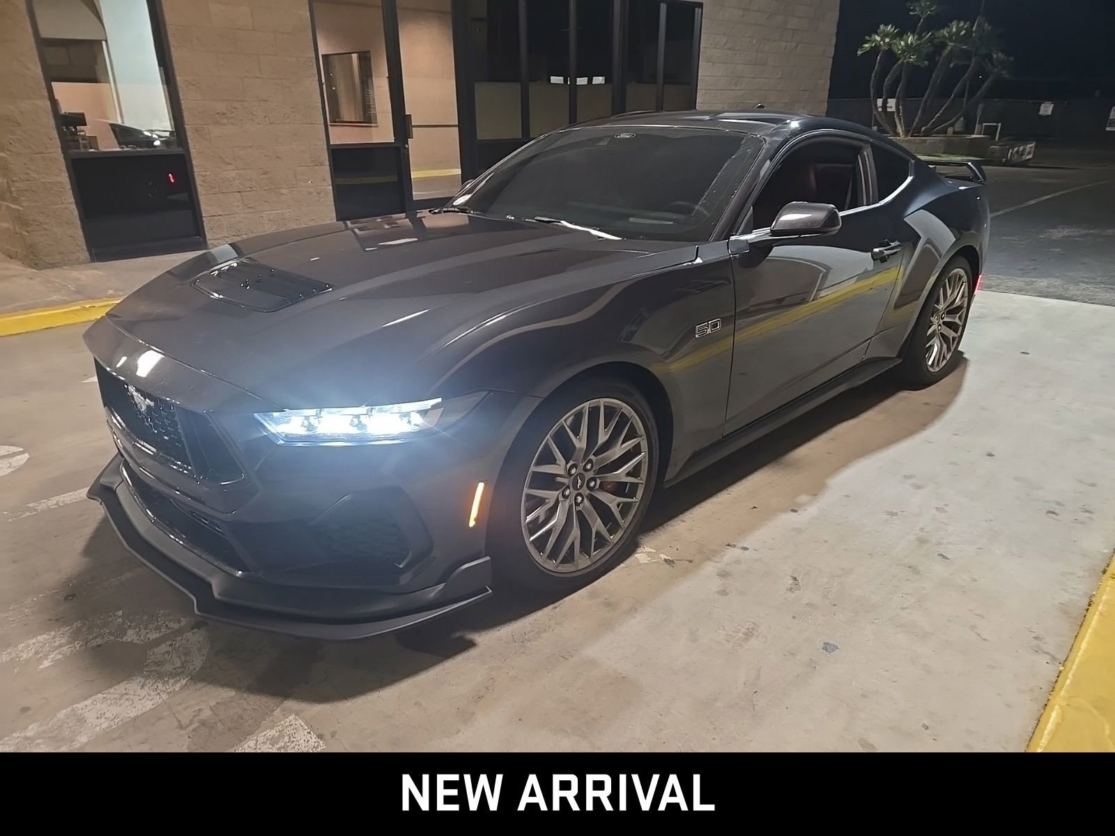 Used 2024 Ford Mustang GT Premium image 1