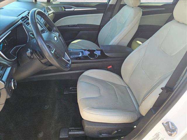 Used 2015 Ford Fusion Titanium image 22