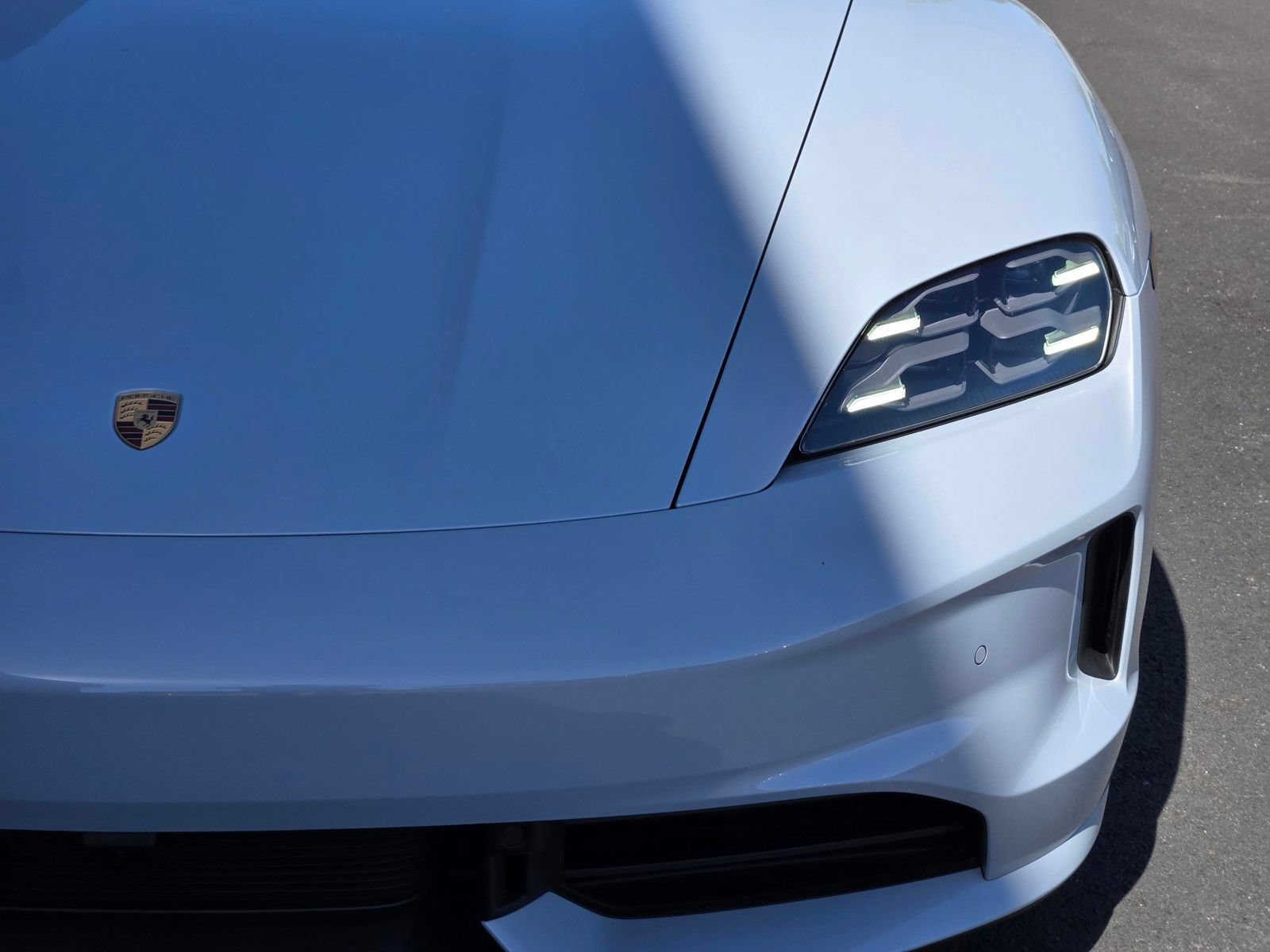 New 2026 Porsche Taycan AWD/4WD image 13