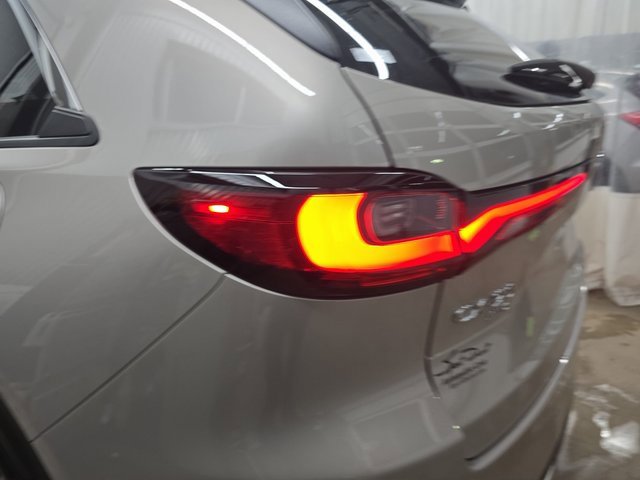 New 2026 MAZDA CX-90 Plug-In Hybrid w/ Premium Plus image 32