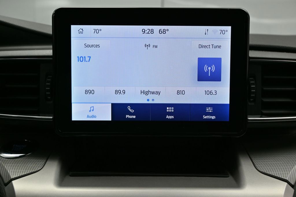 Used 2022 Ford Explorer XLT w/ Equipment Group 202A AWD/4WD image 26
