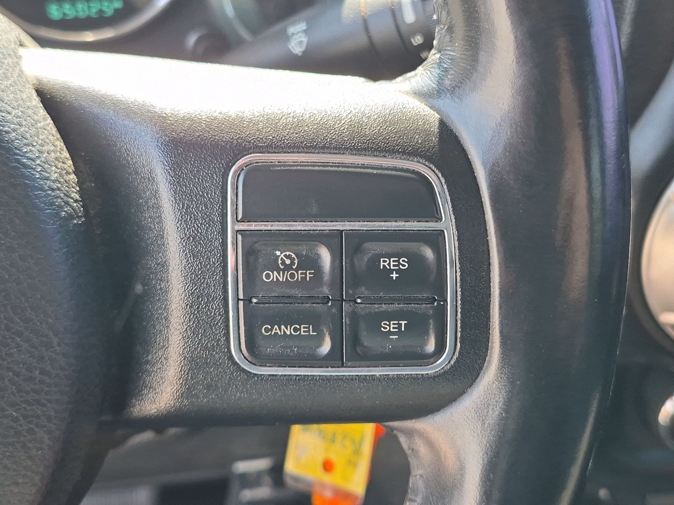 Used 2016 Jeep Wrangler Unlimited Rubicon w/ Connectivity Group AWD/4WD image 18