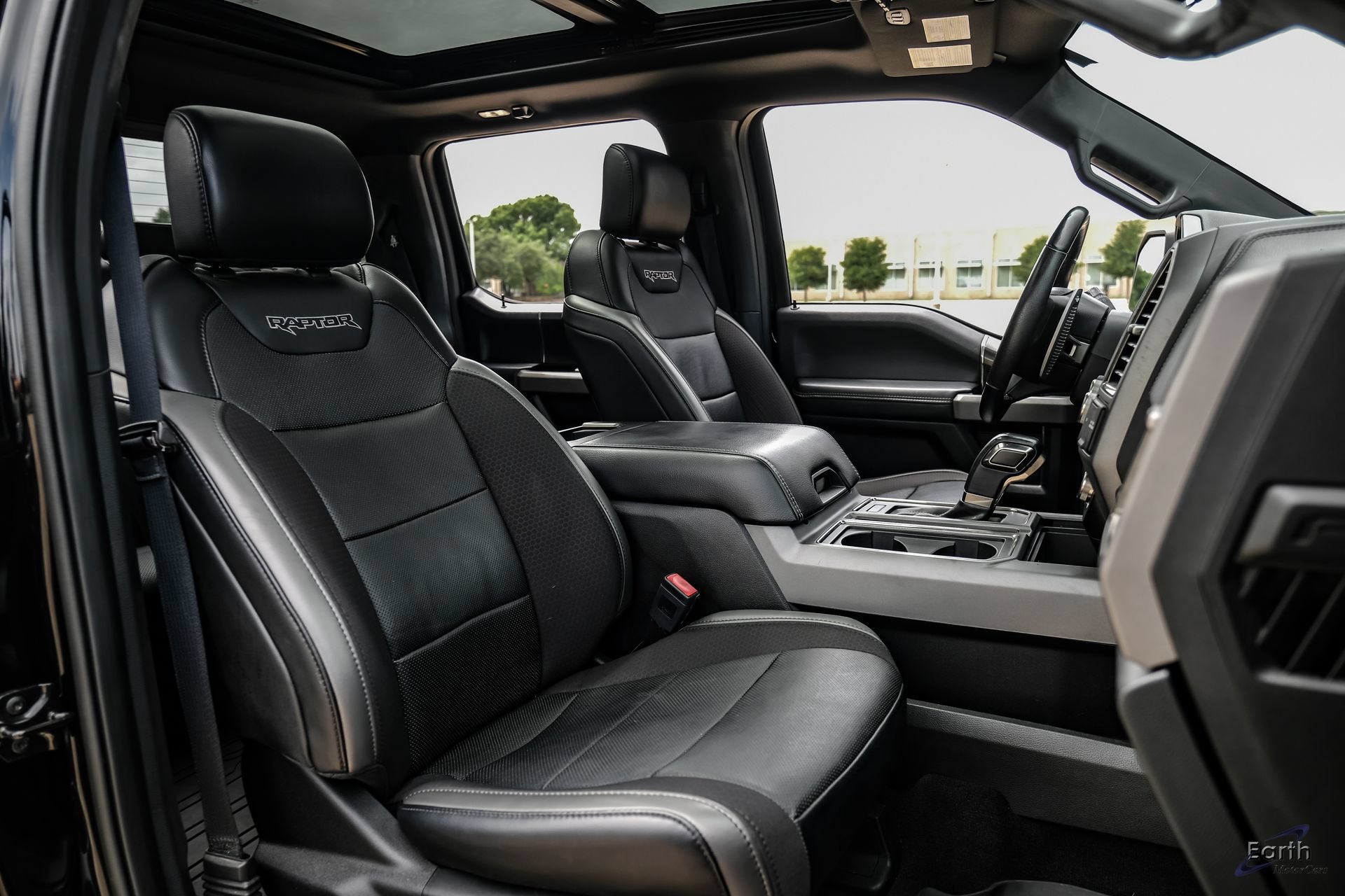 Used 2019 Ford F150 Raptor w/ Equipment Group 802A Luxury AWD/4WD image 51